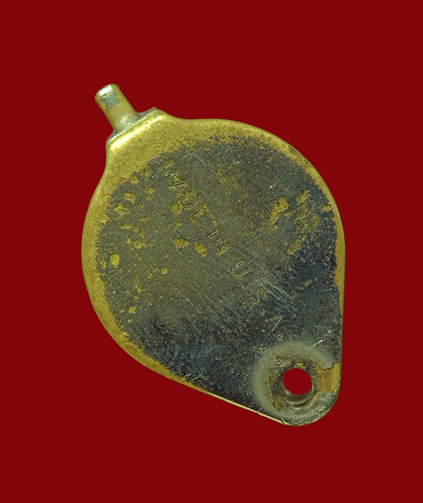 สามเหลี่ยมเล็ก บอดี้เงินครับ