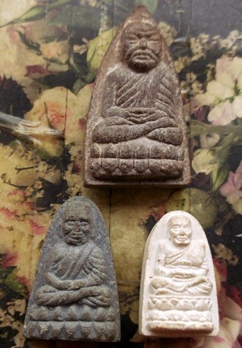 10 บาท กับ พระผงหลวงปู่ทวด 3 องค์ ....Bh268