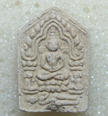 ขุนแผนพรายกุมาร  พิมพ์เล็ก  หลวงปู่ทิม  วัดระหารไร่  ปี  55.........