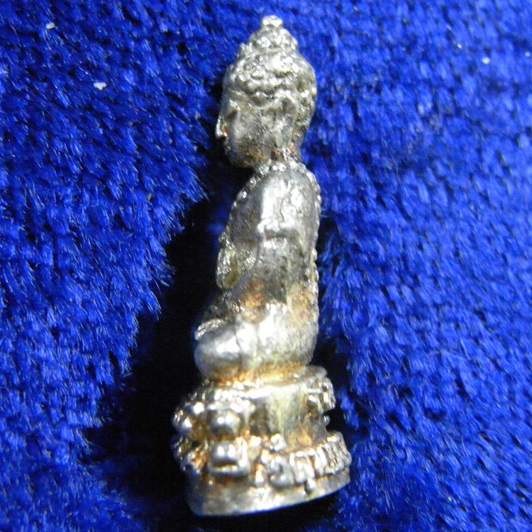 พระชัยวัฒน์ ฉันทโร ญาท่านสวน เนื้อเงิน