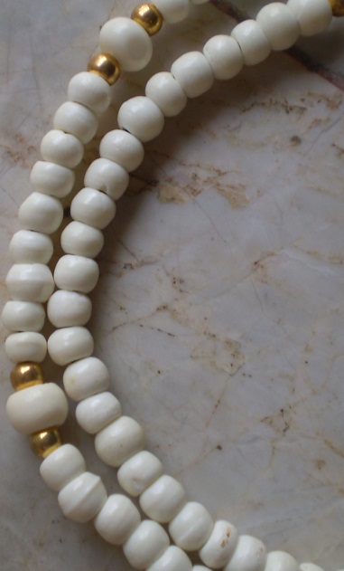 สร้อยกระดูกช้าง  สลับทองไมครอน ห่วงกลางหัวจรวด  เคาะเดียว