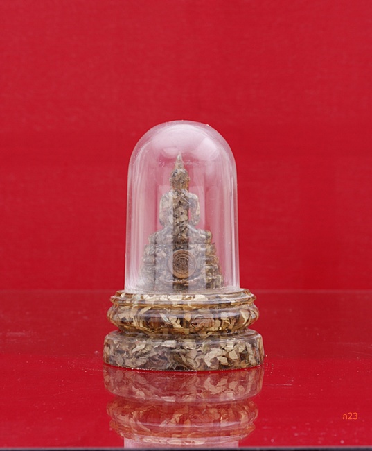พระบูชาหลวงพ่อโสธรขนาดตั้งหน้ารถ ลายแบ็งค์