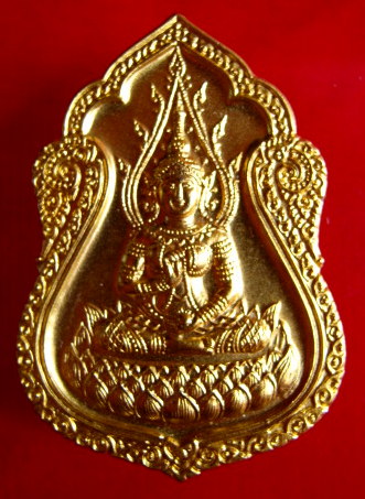พระสุนทรีวาณี เนื้อกะไหล่ทอง วัดสุทัศน์ ปี 2549 ดีด้านค้าขาย โชคลาภ