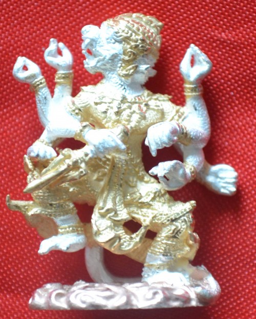 หนุมานเชิญธง ทรงพลัง รุ่นเจ้าคุณพูล หลวงพ่อพูล วัดไผ่ล้อม 2547 500.-