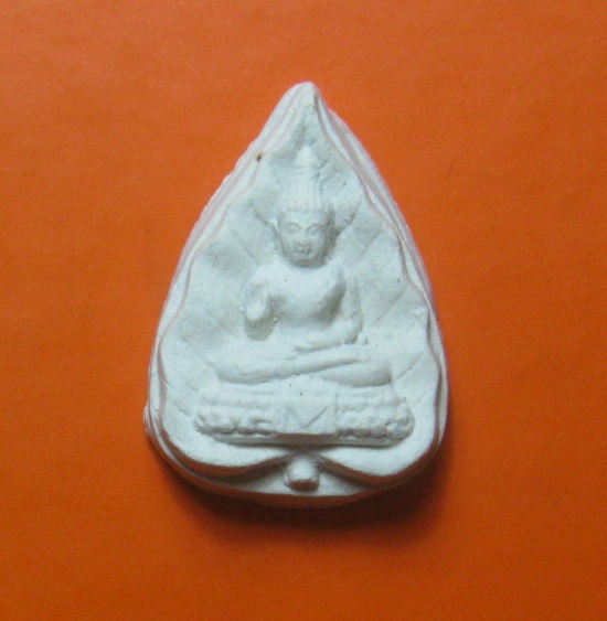 พระพุทธประทานพร หลวงปู่ญาท่านสวน วัดนาอุดม จ.อุบลราชธานี