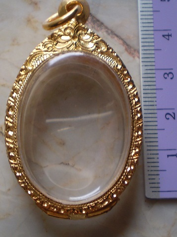 ตลับเงินแกะลาย  ชุบทองแท้ ใส่เหรียญไข่  เคาะเดียว 