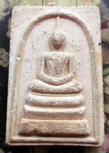 10 บาท กับ พระผงวัดบ้านใหม่ อ.พนัสนิคม  จ.ชลบุรี ...BG207