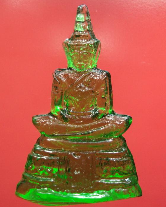 พระแก้วมรกต เนื้อแก้ว รศ200 ฉลองกรุง200ปี พศ.2525 ((องค์ที่1))