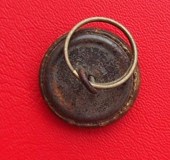 เม็ดกระดุม จอมพล ป.พิบูลสงคราม