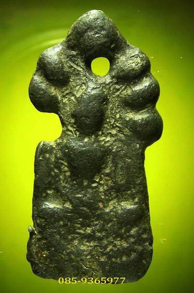 นาคปรก กรุวัดพระศรีรัตนมหาธาตุ สุพรรณ เนื้อชินเงิน กรุเดียวกับมเหศวรและพระผงสุพรรณ 