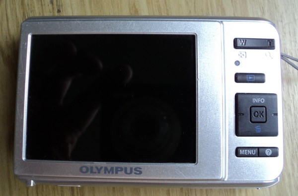 กล้อง Digital Olympus T110......12.0Mpixels / มาโคร 5 มม. +sd4gb+กระเป๋าOlympus 