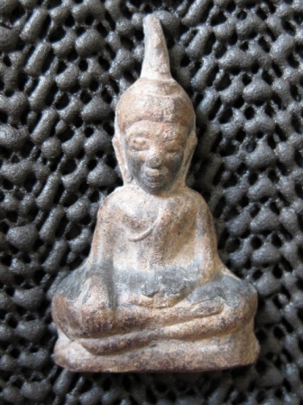 พระท่ากระดาน หลวงปู่นาค พิมพ์หน้าแก่ ดูง่ายลองชมดูครับ