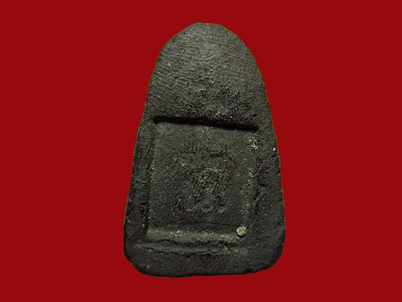 หลวงปู่ทวดรุ่นเอ็ม16 เนื้อว่านมีทับหลังปี34 (ประสบการณ์สูง)