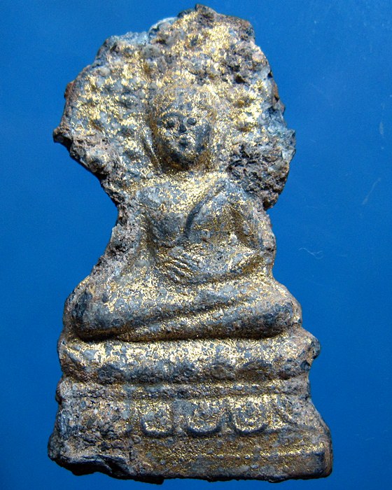 พระปรกโพธิ์เชียงแสนปางมารวิชัยพิมพ์เล็กเนื้อชินเงิน 2