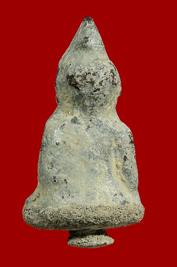 พระยอดธงกรุเชิงท่า เนื้อตะกั่วสนิมแดง ไขจัด