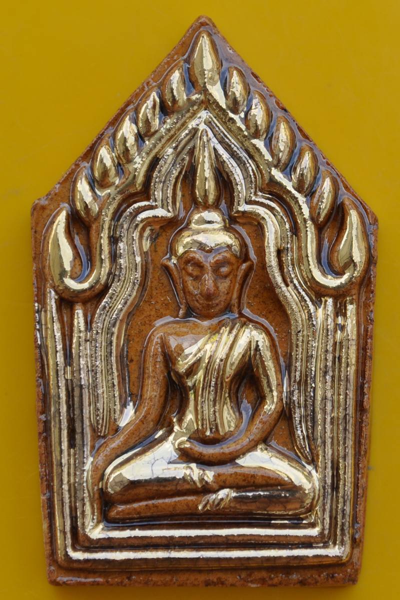ขุนแผนแขนอ่อนรุ่นแรกเคลือบเดินน้ำทองตะกรุดทอง หลวงปู่ชื้น วัดญาณเสน