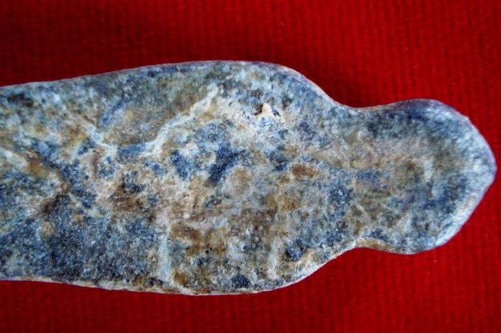 พระร่วงยืนทรงเกราะ เนื้อชิน