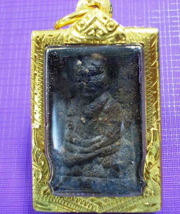 พระดีราคาเบา...หลวงปู่ทวด วัดห้วยมงคล รุ่นสร้างพระให้แม่ เลียมไมครอนแจกกรรมการหล่อหลวงพ่อโสธร ปี 44