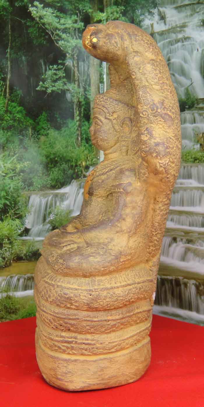(((วัดใจเคาะเดียว ๑๐ บาทแดง)))หลวงพ่อทวดเหยียบน้ำทะเลจืด หน้าตัก 5 นิ้ว เนื้อศิลาแลงหล่อปัดสีประณีตส
