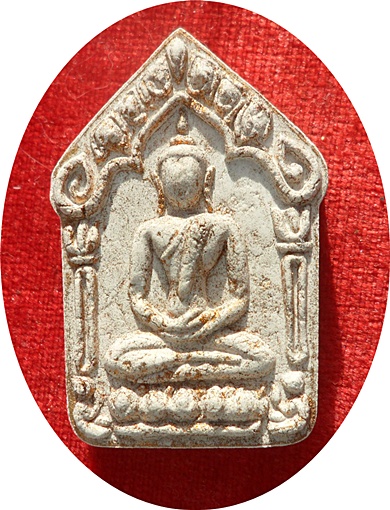 ***ขุนแผนผงพรายกุมารพิมพ์ใหญ่เนื้อขาว ปี57 (ย้อนยุค) วัดละหารไร่ จ.ระยอง หมายเลข ๑๑๙๐