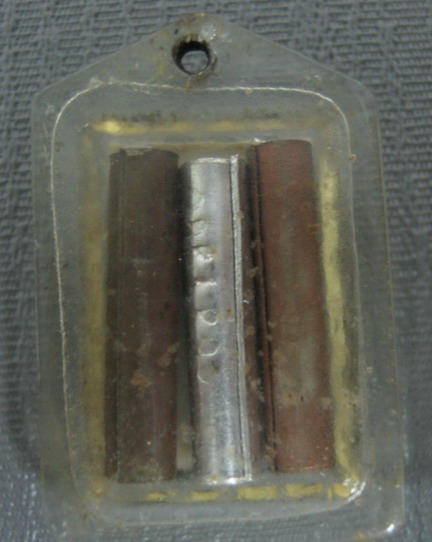 รูปถ่ายหลวงพ่อสุด วัดกาหลง หลังตะกรุด 3 ดอก