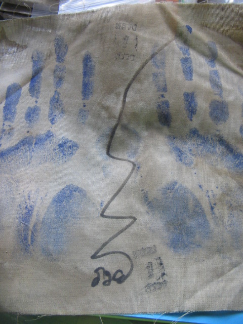 ผ้ายันต์ลายมือ หลวงปู่สรวง วัดไพรพัฒนา ออกที่วัดเลียบฯ ขนาด 9 x 9 นิ้ว ปี 39 มีจาร เคาะเดียวครับ #E