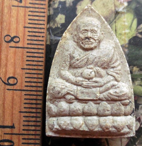 10 บาท กับ พระผงหลวงปู่ทวด ...Bi636