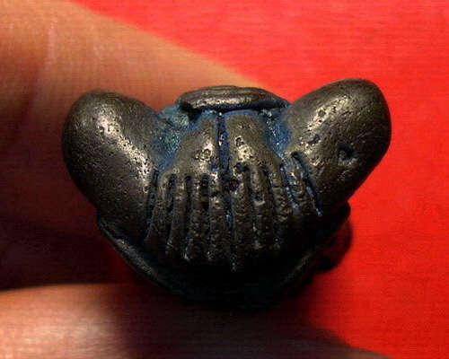 *พระปิดตายันต์ยุ่งเนื้อแร่ หลวงพ่อแช่ม วัดดอนยายหอม หายาก สวยมากค่ะ*