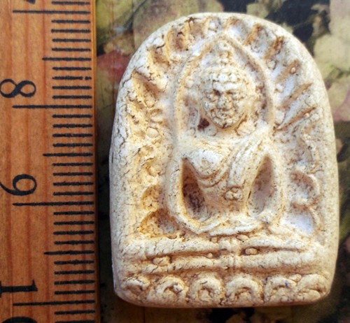 10 บาท กับ พระผง ...Bi579