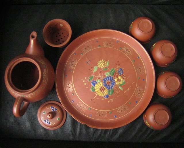 ขายชุดกาน้ำชาดินเผาจีนเก่า เพ้นท์ลายดอกไม้ เก่า สวย หายากครับ มีตราอักษรจีน