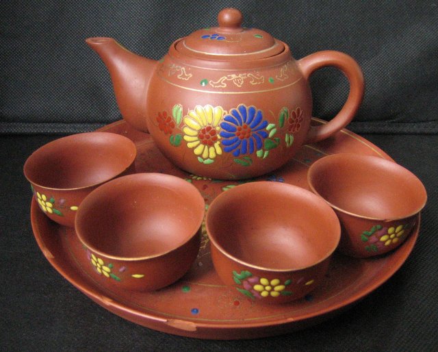ขายชุดกาน้ำชาดินเผาจีนเก่า เพ้นท์ลายดอกไม้ เก่า สวย หายากครับ มีตราอักษรจีน