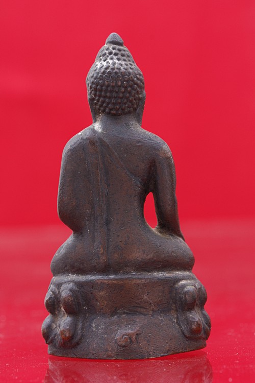 พระกริ่งปางประทานพร วัดวังกระโจม เจ้าคุณนร อธิษฐานจิต ปี 2512
