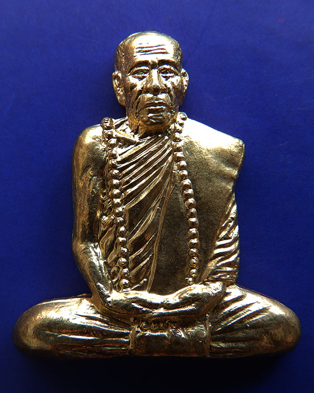 7.รูปเหมือนตัดชิดกะไหล่ทอง หลวงปู่คำบุ วัดกุดชมภู ตอกโค้ด พร้อมซอง+ใบแนบเดิม