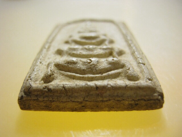 พระสมเด็จ ฐานสิงห์