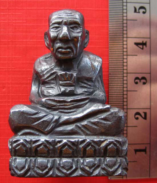 หลวงปู่ทวด วัดช้างให้ จ.ปัตตานี แร่เหล็กไหล หลวงปู่คำบุ หลวงปู่อ่อง หลวงปู่เนย หลวงปู่ฤาษี ฯลฯ