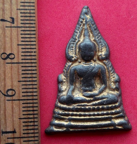 10 บาท พระเนื้อชิน *** Pj477