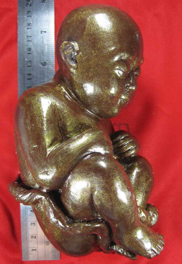 กุมารทองเหล็กไหล-น้ำพี้ขนาดบูชา องค์ใหญ่ หลวงปู่คำบุ คุตฺตจิตฺโต วัดกุดชมภู อ.พิบูลฯ จ.อุบลราชธานี