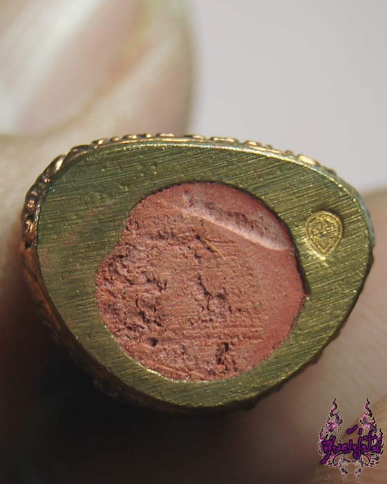 รูปหล่อลอยองค์ หลวงปู่คำบุ วัดกุดชมภู รุ่นสรงน้ำ52 เคาะเดียวครับ