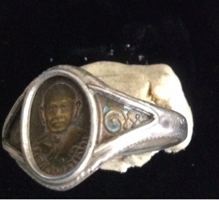  (เคาะเดียว) แหวน หลวงพ่อเงิน วัดดอนยายหอม หุ้มเงิน สภาพสวย