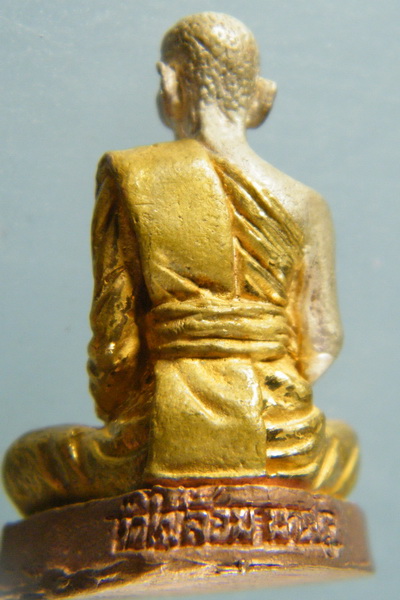 (เคาะเดียว) รูปเหมือนหลวงพ่อพูล วัดไผ่ล้อม เนื้อสามกษัตริย์  เลข 334 กล่องเดิม