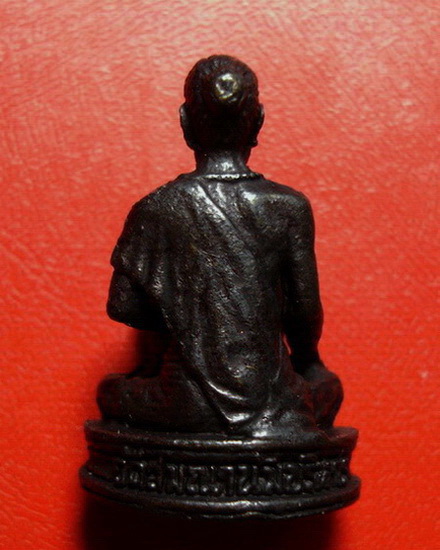 *รูปหล่อหมอชีวกโกมารภัจจ์*หลวงพ่อบ๋าวเอิง วัดญวนสะพานขาว บูชาไว้ให้ห่างไกลโรคภัยทุกประการค่ะ