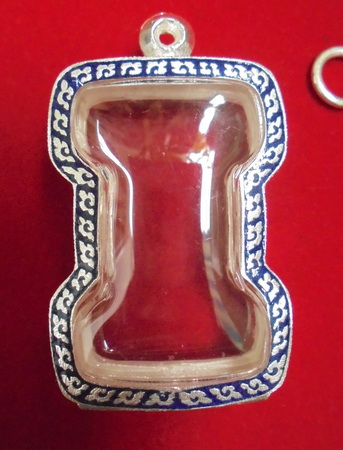 ตลับเงินแท้..92.5%...ลงยา/ยกซุ้ม..หลังเปิด....พระมเหศวร กรุวัดมหาธาตุ และอื่นๆ ใกล้เคียง..ใหม่เอี่ยม