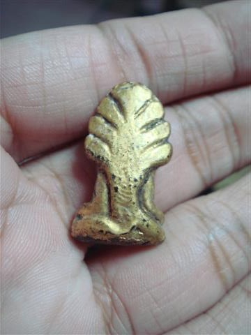 พระวัดเชิงท่า (พิมพ์เล็ก) ทาชาดแดง ปิดทอง พิมพ์พระนาคปรก สวยๆ (เคาะเดียว) 350 บาท ( 2 )