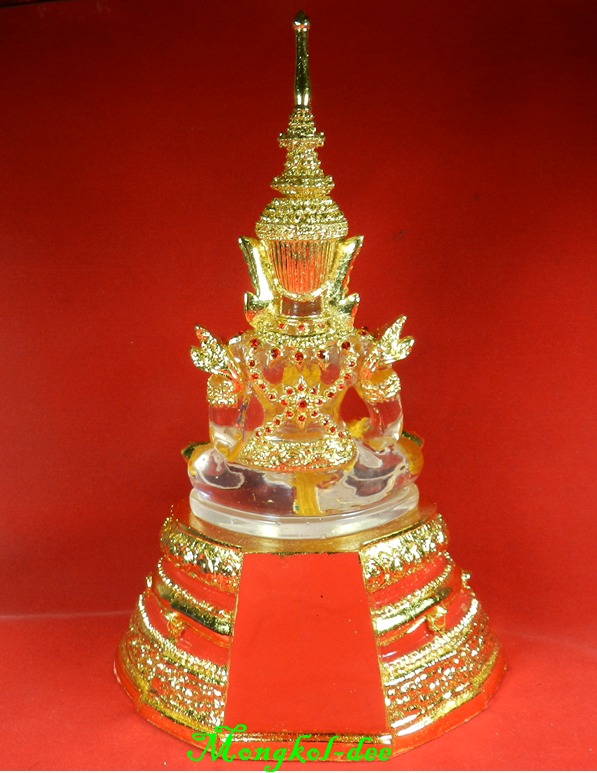 พระแก้วมรกตทรงเครื่อง หน้าตัก 5 นิ้ว หลวงพ่อฤาษีลิงดำ วัดท่าซุง จ.อุทัยธานี (((สภาพสวย )))
