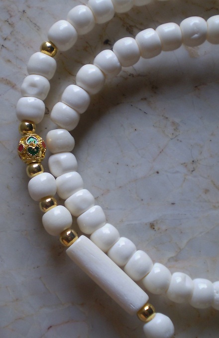 สร้อยกระดูกช้าง  สลับทองไมครอน  ห่วงกลางหัวช้าง เคาะเดียว 