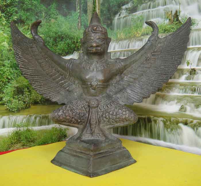 ((( วัดใจเคาะเดียว ๑๐ บาท แดง))) พญาครุฑใหญ่ เนื้อทองเหลืองสนิมเขียว เครื่องหมายแห่งสิทธิอำนาจและควา