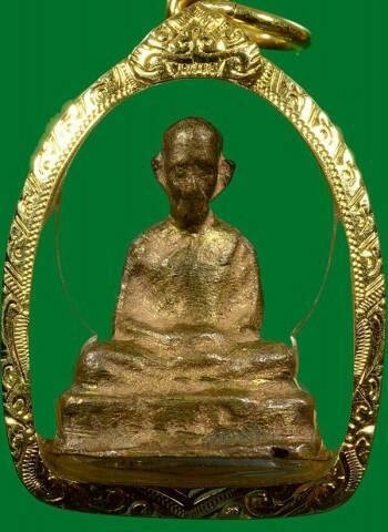 หลวงพ่อทบหัวไม้ขีดเลี่ยมทองสวยๆ