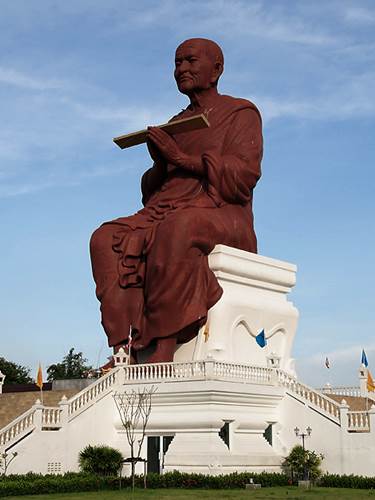 สมเด็จ หลังพระคาถาชินบัญชร	หลวงพ่อโต องค์ใหญ่		วัดโบถส์	ปทุมธานี	2556