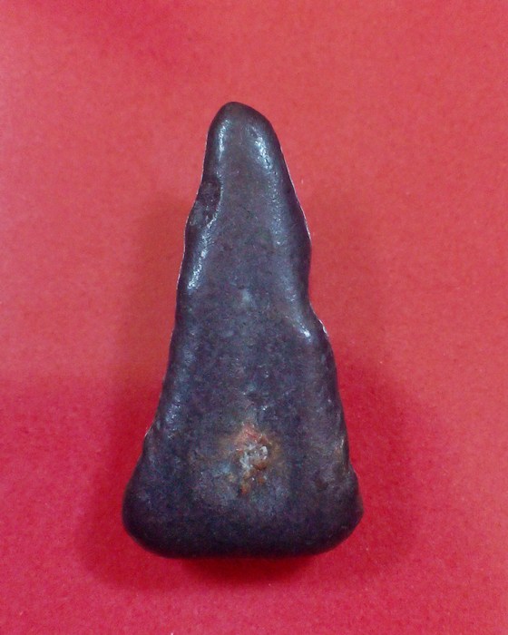 พระท่ากระดานน้อย กรุศาลเจ้า เนื้อตะกั่วสนิมแดง ราขบุรี พร้อมบัตรครับ