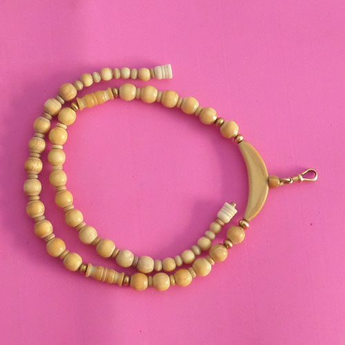 สร้อยงาเหลืองๆ พร้อมทอง